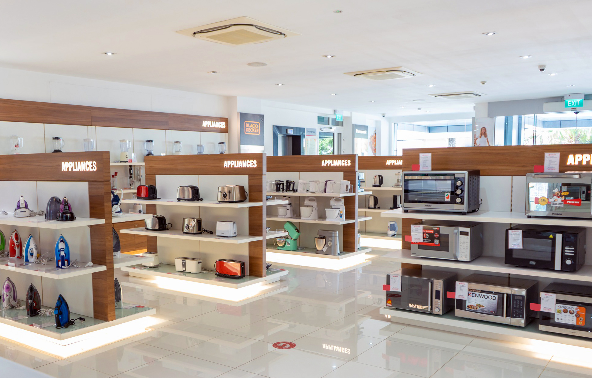 Retail Panel Solutions Think Lightweight Laminate Panels Back Panels Shelves Header Panels Doors Sliding Doors Wall Panels Custom Retail Display Panels Lightweight Wood Panels